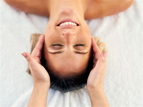 Sinnliche Ganzkörpermassage Erotik Massage Suhr